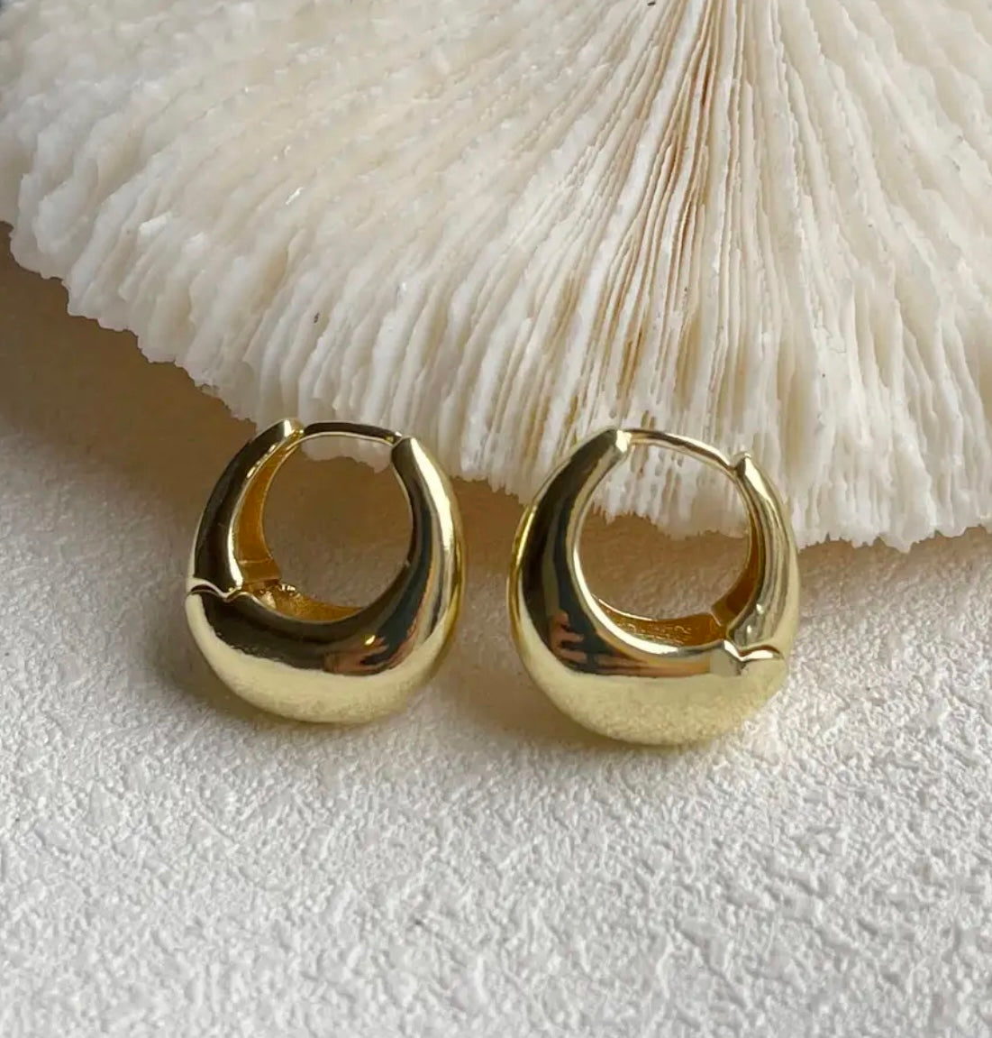 Smooth Medium Chunky Huggies Gold Earrings