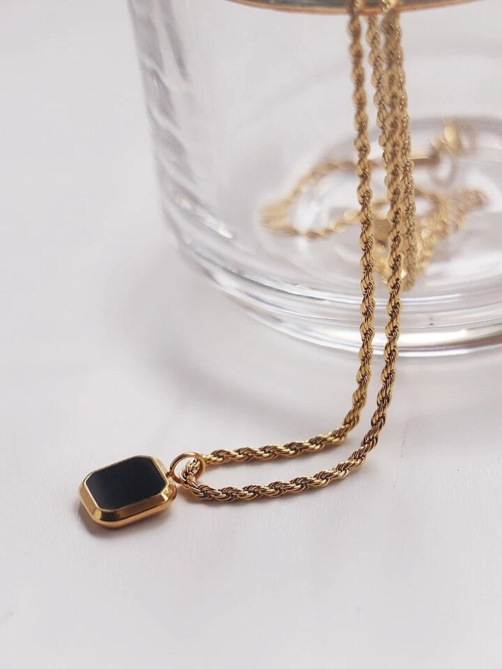 Onyx Pendant Gold Necklace